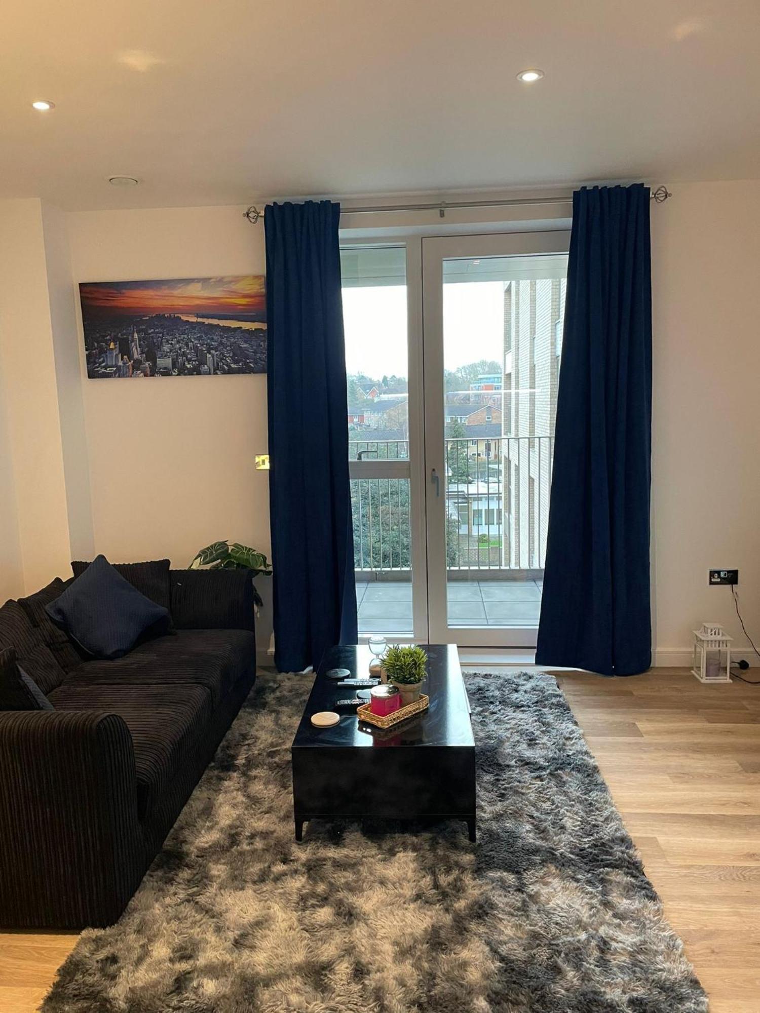 The Velvet Vista Apartment Croydon Exterior photo