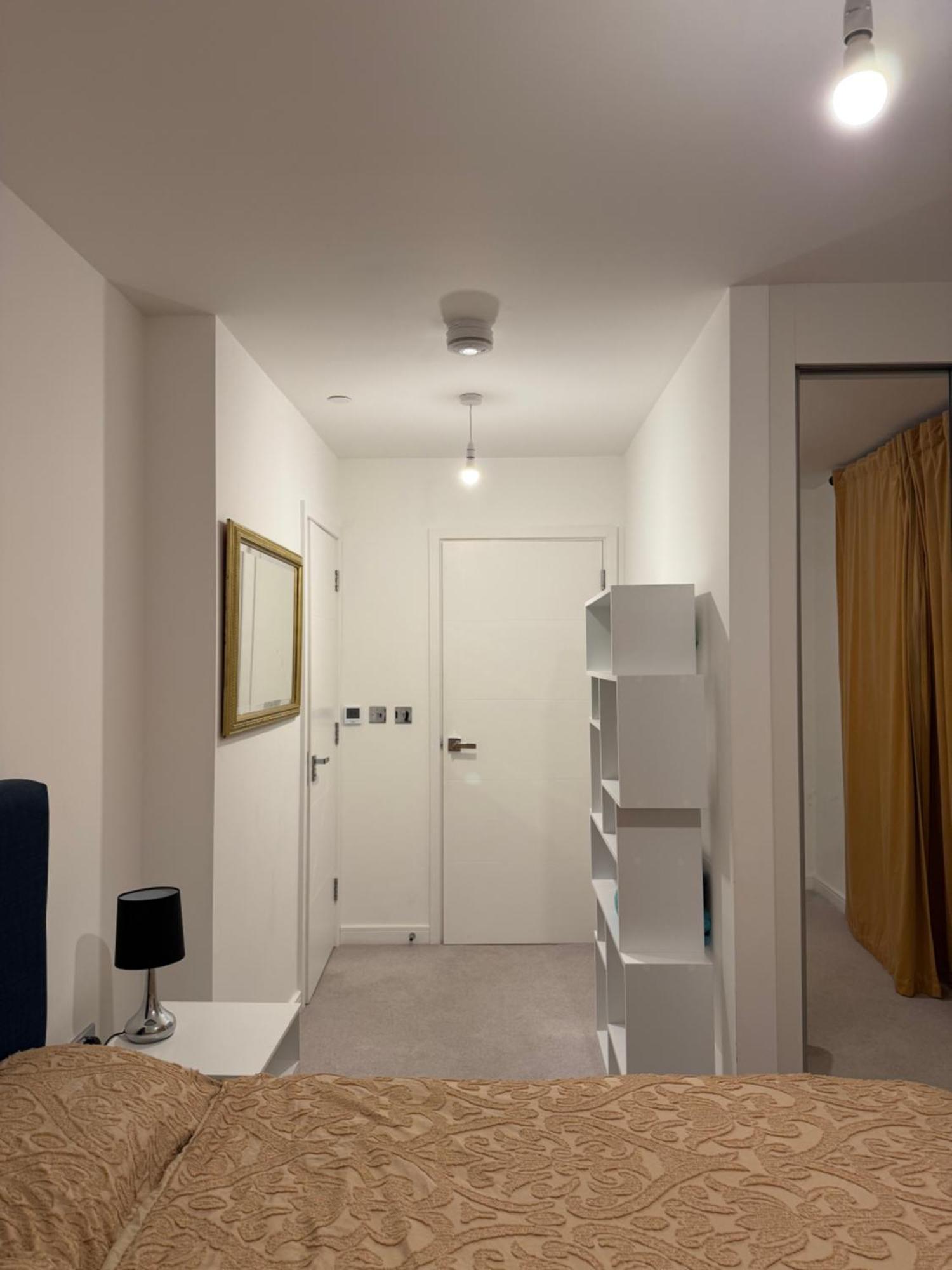 The Velvet Vista Apartment Croydon Exterior photo